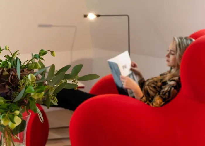 Gemuetliche Mit Pool- Garten Und Sauna By Interhome *